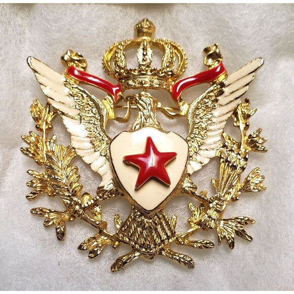 Vintage DaneCraft Coat of Arms Eagle Crown Ribbon Leaves Gold Heraldic Brooch - Picture 2 of 13